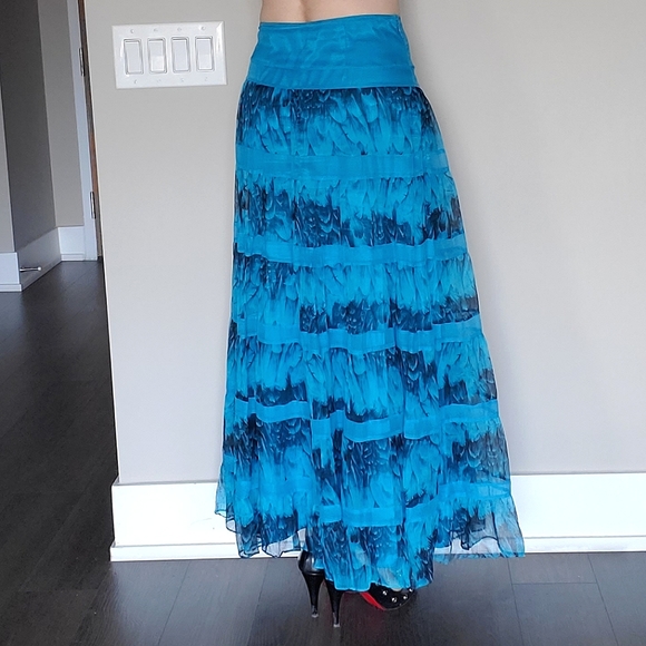 ๐ 2X HOST PICK ๐ Laundry by Shelli Segal Silk Full Boho Skirt - Picture 7 of 15